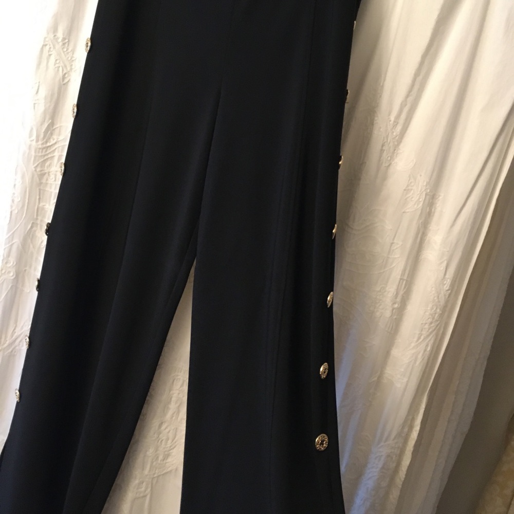 Resort wear - Brand new loose fit flare pant